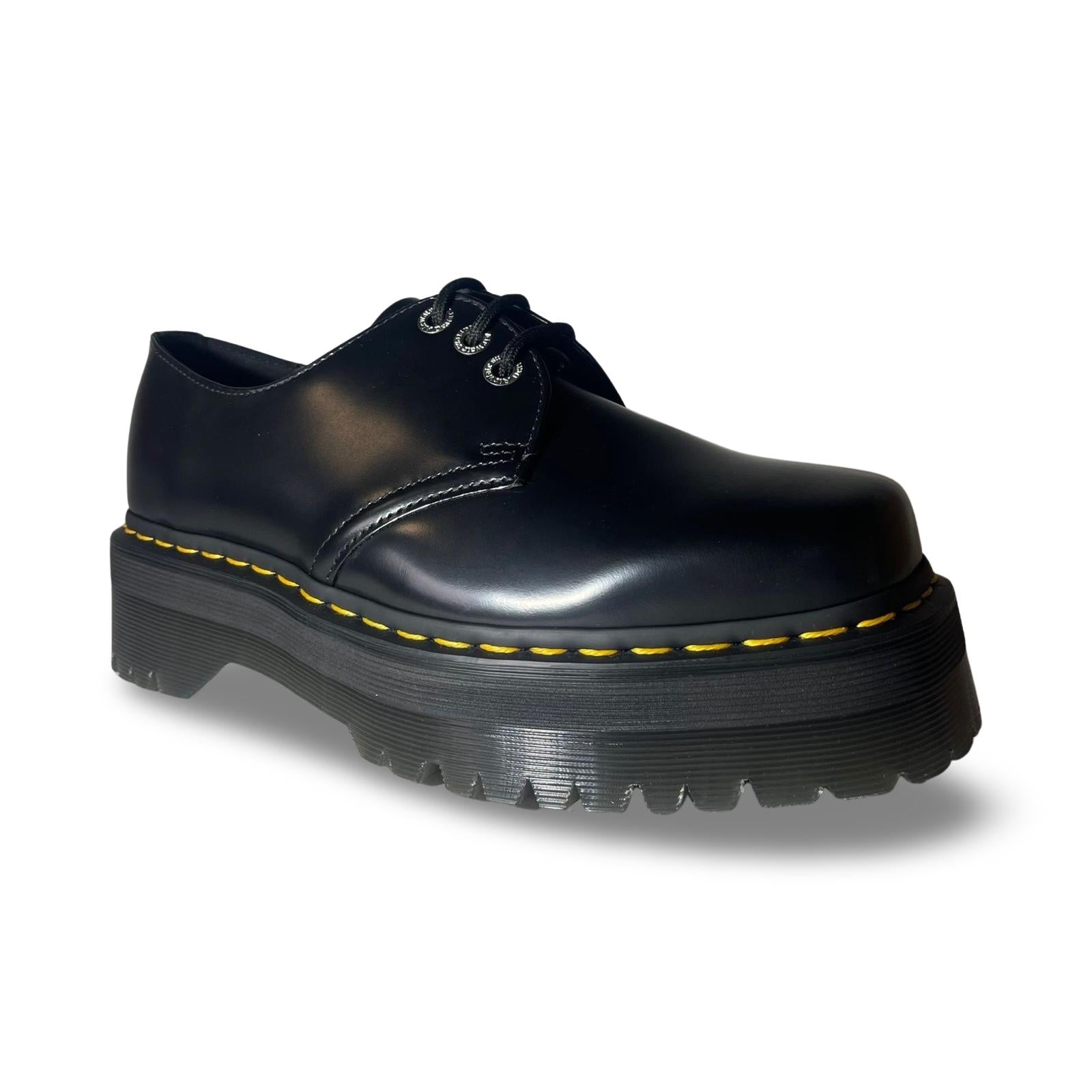 Dr Martens 1461 smooth leather deals platform shoes